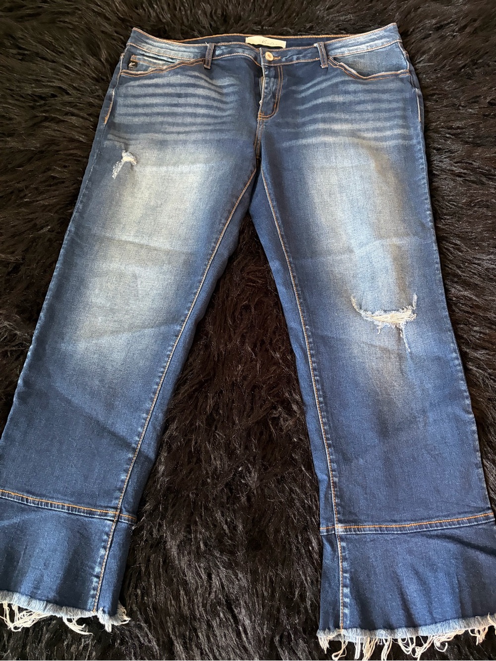 KanCan Distressed Denim Jeans Size 15/31